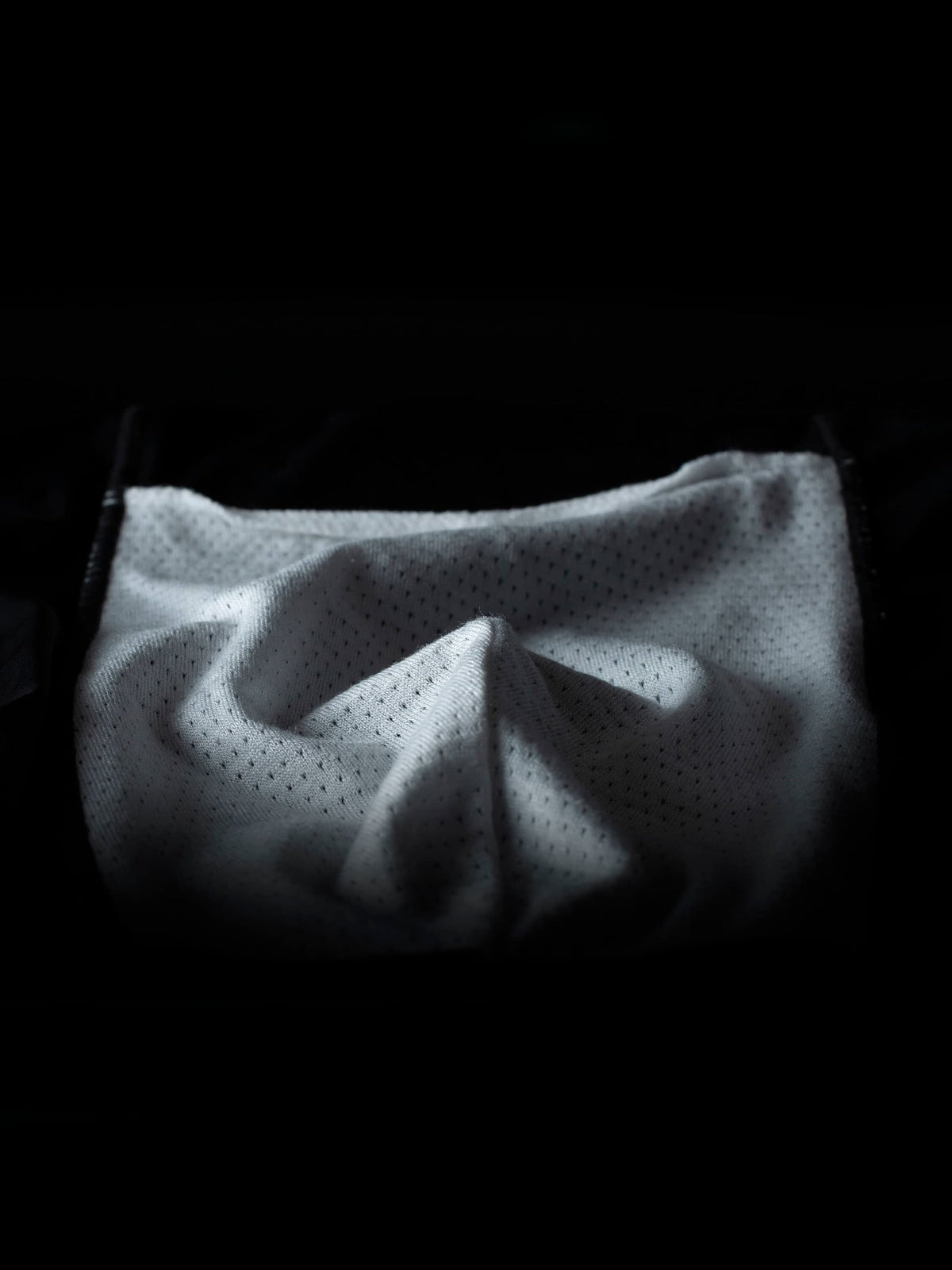 Close-up showing the minimalist liner.
